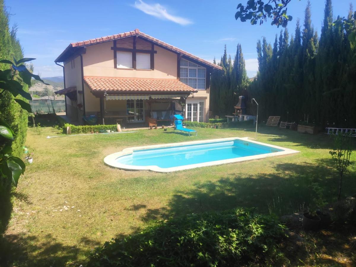 הוילה Ayegui Vivienda El Olivo Con Piscina Privada Y Jardin. מראה חיצוני תמונה